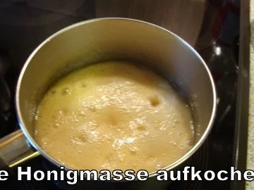 Rezept: Weißer Karbik-Nougat ( Torrone ) Bild Nr. 7 Weißer Karbik-Nougat ( Torrone ) - Rezept - Bild Nr. 7