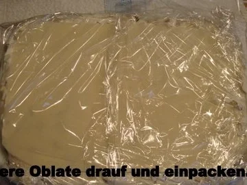 Rezept: Weißer Karbik-Nougat ( Torrone ) Bild Nr. 13 Weißer Karbik-Nougat ( Torrone ) - Rezept - Bild Nr. 13