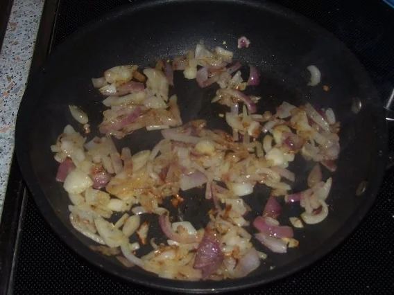 Vorspeise/Snack: Kleine Zwiebelfladen mit Paprika und Chorizo - Rezept - Bild Nr. 3