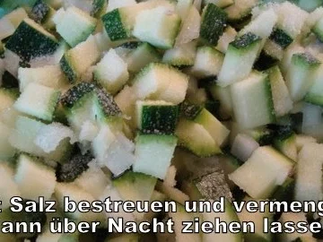 Süß-sauer eingelegte Curry-Zucchinis - Rezept - Bild Nr. 4