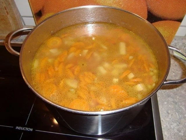 Rezept: Gemüsesuppe à la Heiko die 2. Bild Nr. 11 Gemüsesuppe à la Heiko die 2. - Rezept - Bild Nr. 11