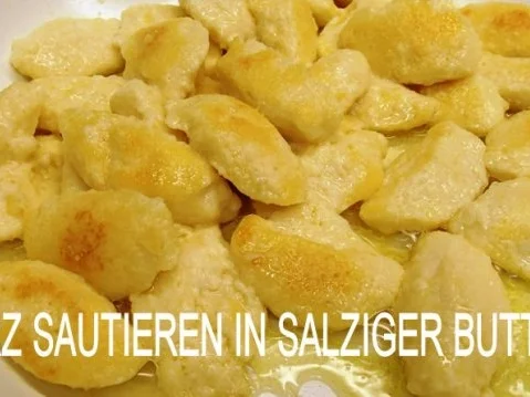 Rezept: Gnocchi di Ricotta-Parmigiano Pomodoro Bild Nr. 14 Gnocchi di Ricotta-Parmigiano Pomodoro - Rezept - Bild Nr. 14