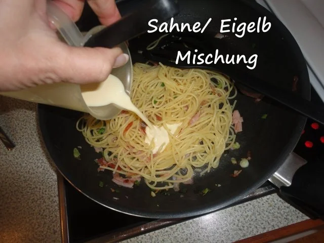 Rezept: Spaghetti Carbonara Bild Nr. 7 Spaghetti Carbonara - Rezept - Bild Nr. 7
