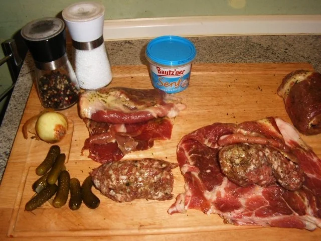 Rezept: Bauernrouladen Bild Nr. 2 Bauernrouladen - Rezept - Bild Nr. 2