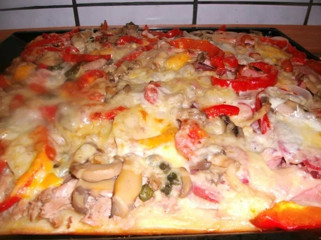 Pizza....kommt immer gut an - Rezept