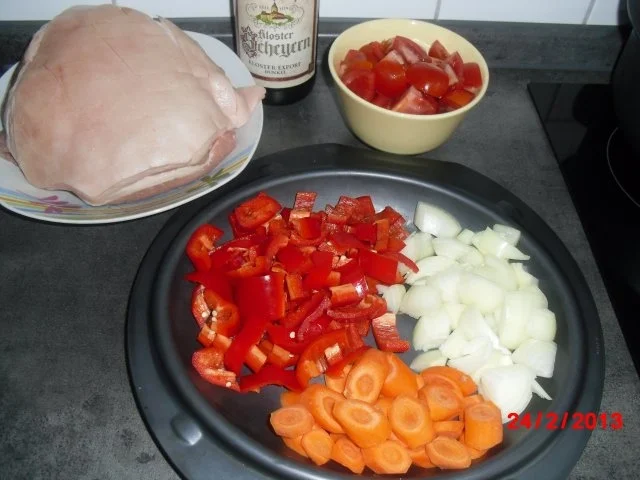 Schweinekrusten-Braten mit Wirsing und Kartoffeln, - Rezept - Bild Nr. 4