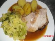 Schweinekrusten-Braten mit Wirsing und Kartoffeln, - Rezept