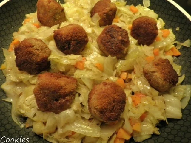 Hackbällchen mit Spitzkohl - Rezept - Bild Nr. 9