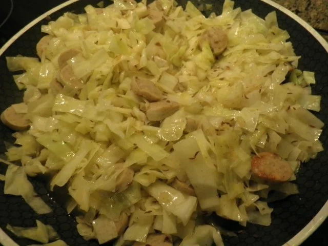 Bratwurst - Spitzkohl - Pfanne - Rezept - Bild Nr. 7