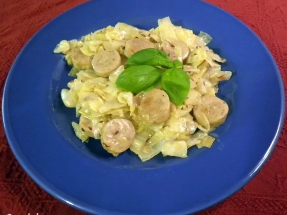Bratwurst - Spitzkohl - Pfanne - Rezept - Bild Nr. 2