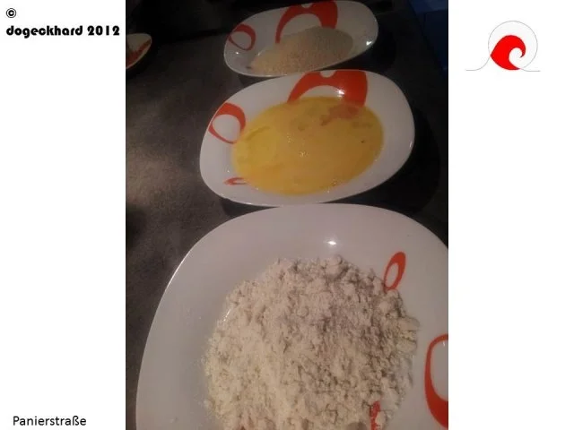 Backhendl mit hausgemachtem Erdäpfelsalat - Rezept - Bild Nr. 9