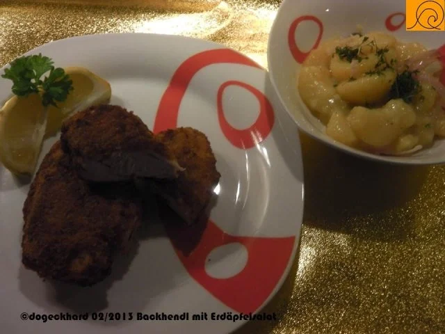 Backhendl mit hausgemachtem Erdäpfelsalat - Rezept - Bild Nr. 4