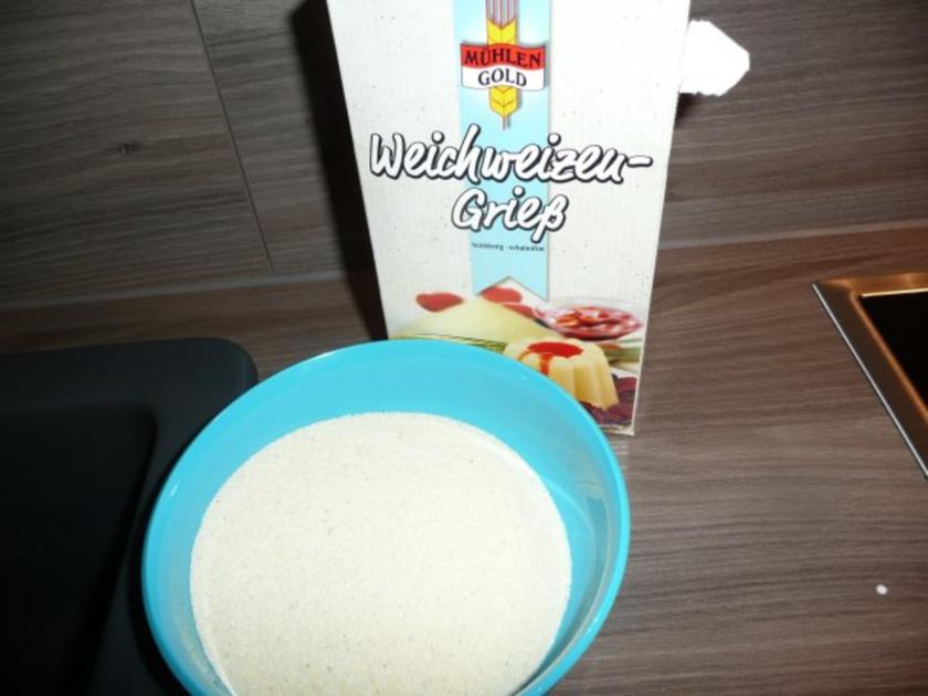 Grießbrei &amp; Heidelbeeren - schnell &amp; einfach - 77 kcal/100g