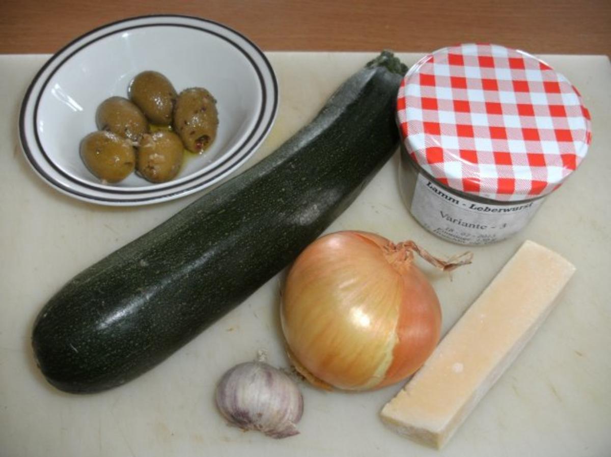 Hauptgericht: Zucchini, gefüllt mit Leberwurst - Rezept - Bild Nr. 2