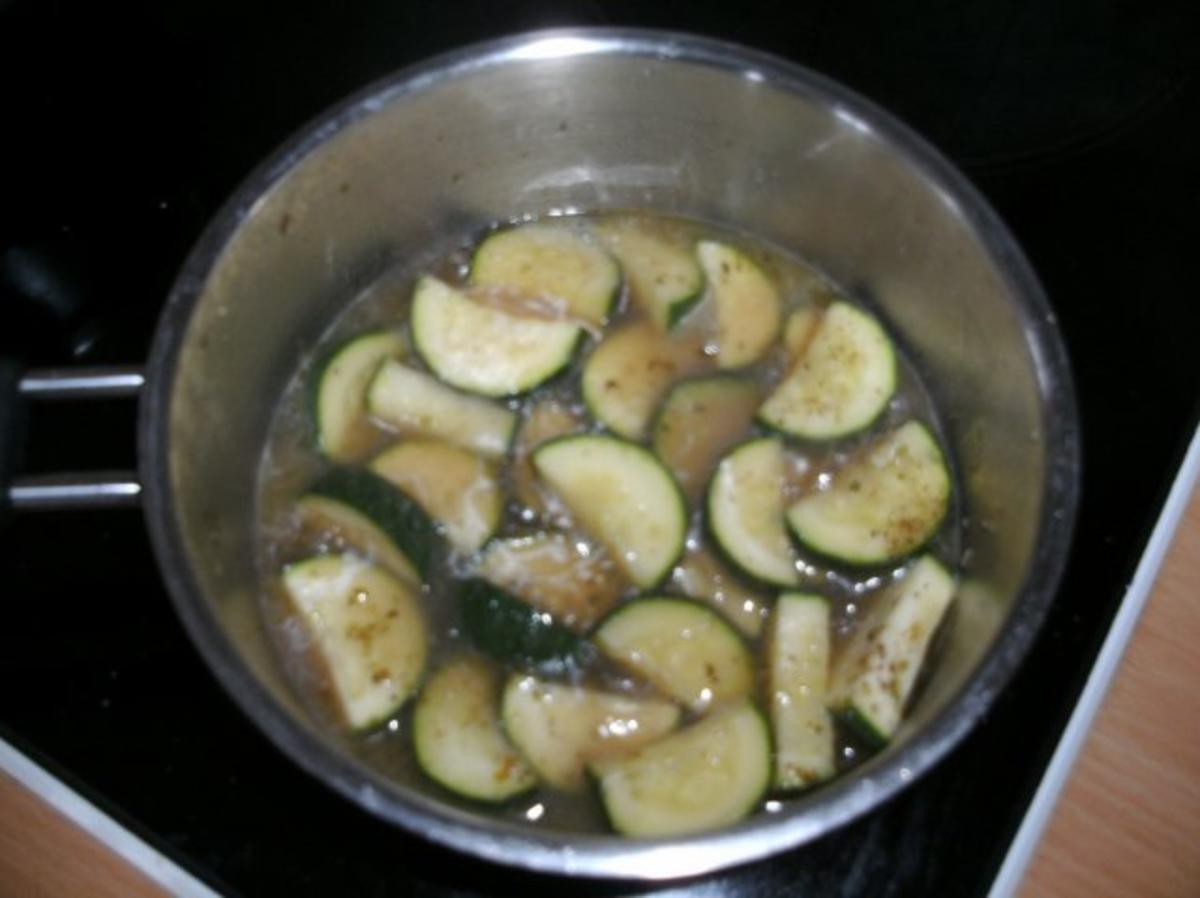 Beilage: Zucchini-Gemüse mit Entenschmalz - Rezept - Bild Nr. 3
