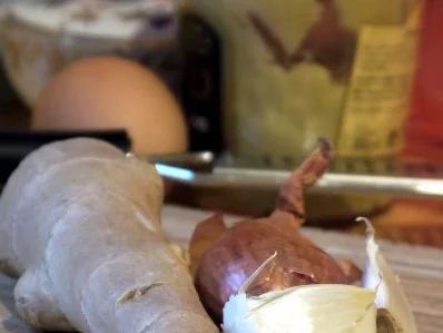 Rezept: Curry-Quinoa mit Curry-Hackröllchen und Knoblauch-Zitronen-Dip Bild Nr. 3 Curry-Quinoa mit Curry-Hackröllchen und Knoblauch-Zitronen-Dip - Rezept - Bild Nr. 3