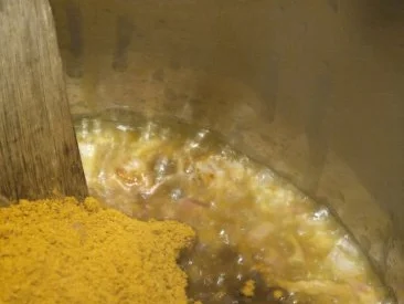 Rezept: Curry-Quinoa mit Curry-Hackröllchen und Knoblauch-Zitronen-Dip Bild Nr. 9 Curry-Quinoa mit Curry-Hackröllchen und Knoblauch-Zitronen-Dip - Rezept - Bild Nr. 9