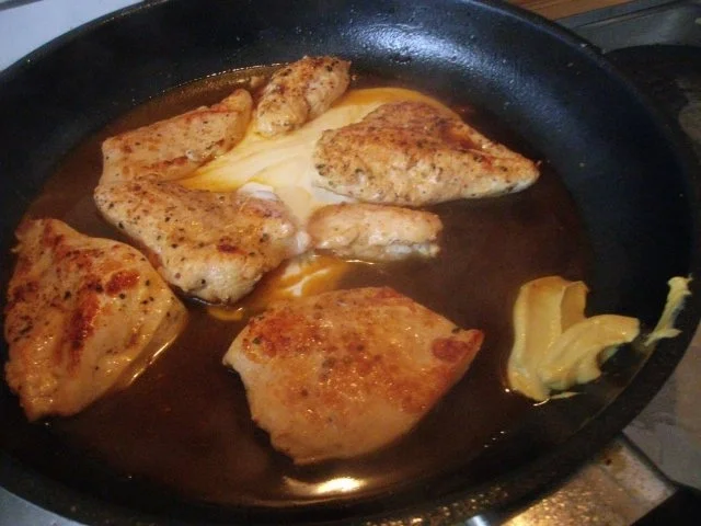 Hähnchenfilet in Senf- Sahne-Soße mit Broccoli und dicken Butternudeln - Rezept - Bild Nr. 7