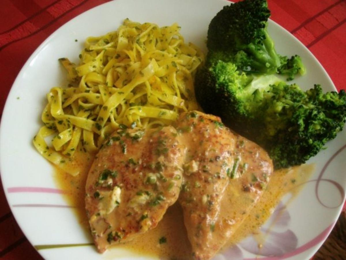 Hähnchenfilet in Senf- Sahne-Soße mit Broccoli und dicken Butternudeln - Rezept - Bild Nr. 10