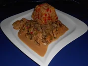 Pikantes Putengeschnetzeltes mit Paprikareis - Rezept