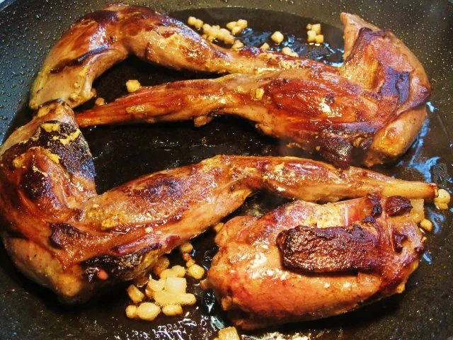 Hasenläufe geschmort ... - Rezept - Bild Nr. 3