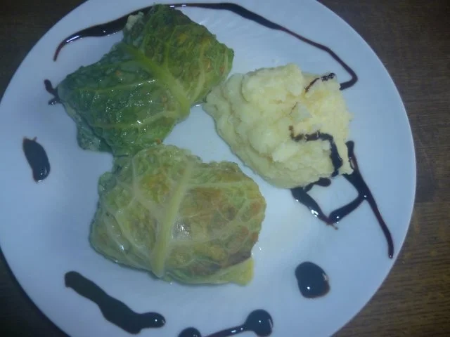 Wirsing gefüllt mit Porree und Pilzen - Rezept