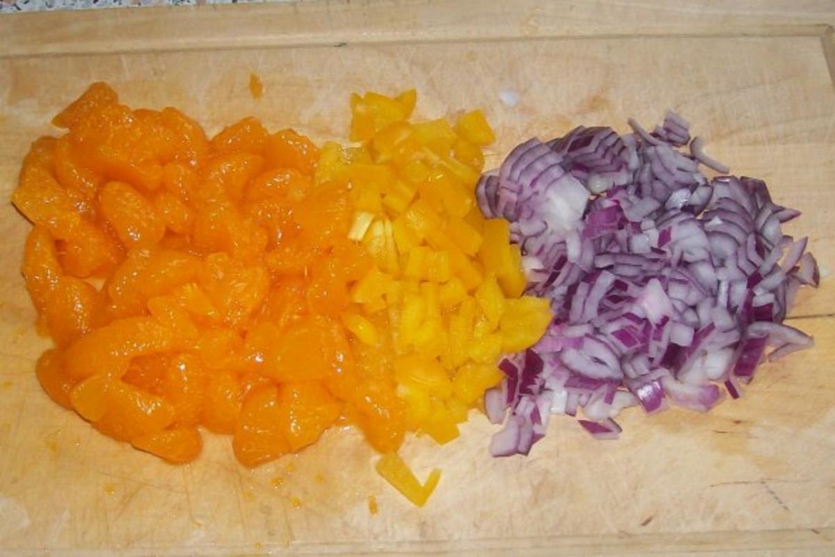 Fruchtiger Thunfisch-Reis-Salat mit Mandarinen, Bacon und Mozzarella - Rezept - Bild Nr. 3