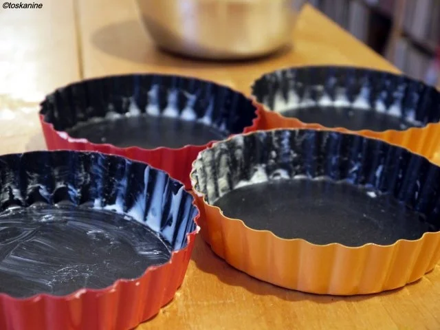 Rezept: Avocado-Zwiebel-Tartelettes Bild Nr. 9 Avocado-Zwiebel-Tartelettes - Rezept - Bild Nr. 9