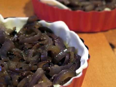 Rezept: Avocado-Zwiebel-Tartelettes Bild Nr. 13 Avocado-Zwiebel-Tartelettes - Rezept - Bild Nr. 13