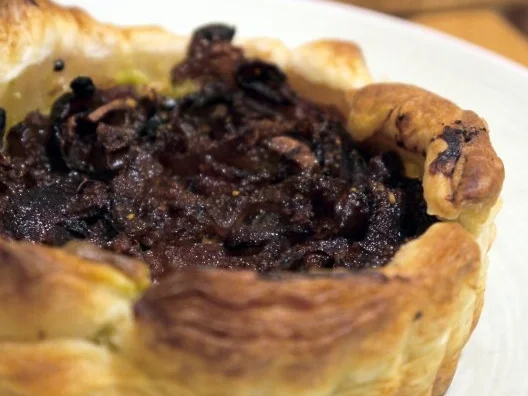 Rezept: Avocado-Zwiebel-Tartelettes Avocado-Zwiebel-Tartelettes - Rezept