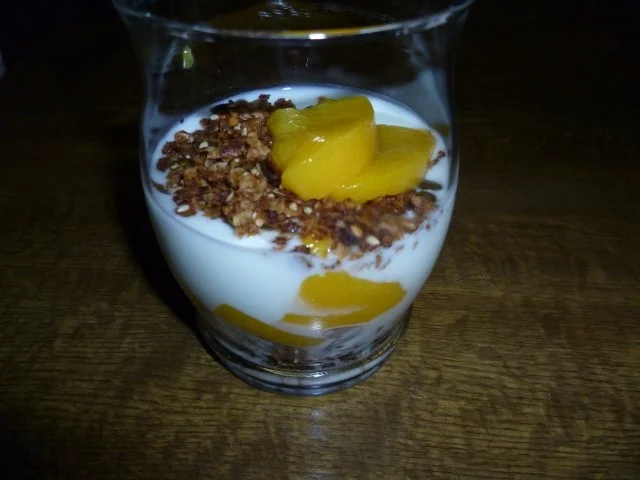 Knuspermüsli mit Nektarinen - Rezept