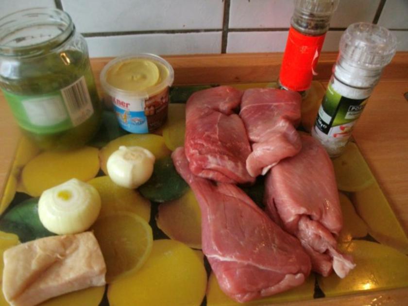 Klassisch gefüllte Schweinerouladen einfach 57 kcal/100g