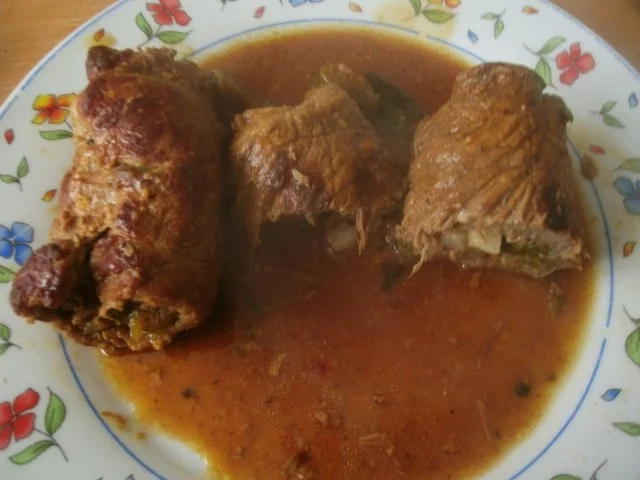 Klassisch gefüllte Schweinerouladen - Rezept - Bild Nr. 9