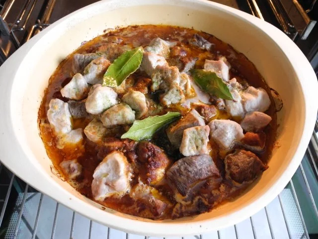 Gulasch : ...aus dem Römertopf - Rezept - Bild Nr. 10