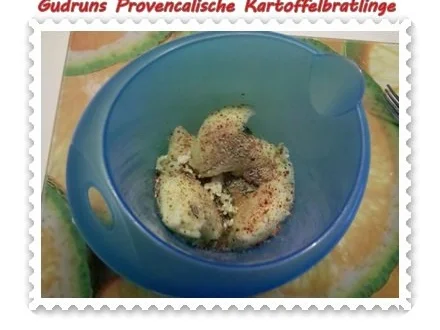 Vegetarisch: Provencalische Kartoffelbratlinge mit gedämpften Gemüse und Rahmchampis - Rezept - Bild Nr. 4