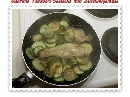 Rezept: Fisch: Tandoori-Seelachs mit Zucchinigemüse und Kartoffelbratling Bild Nr. 6 Fisch: Tandoori-Seelachs mit Zucchinigemüse und Kartoffelbratling - Rezept - Bild Nr. 6