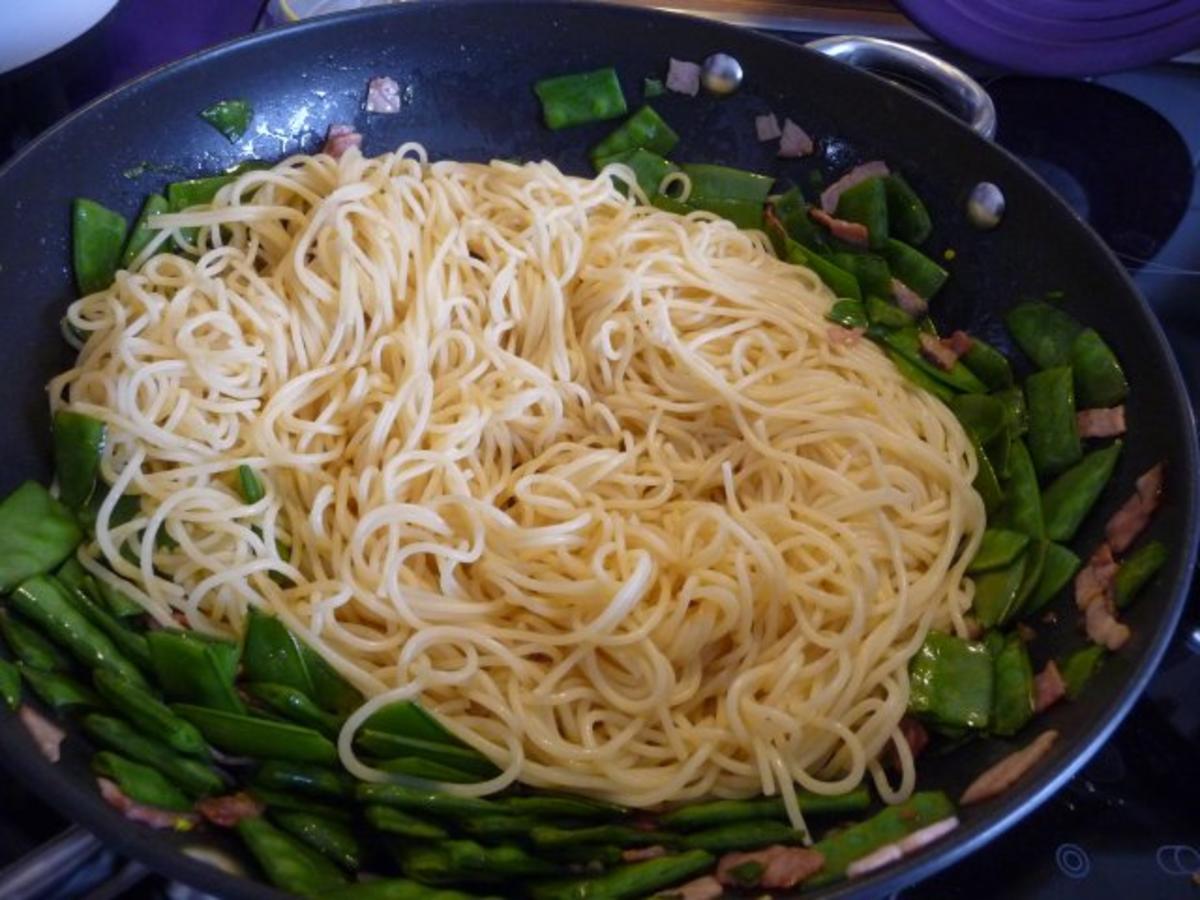 Unter 30 Minuten : Spaghetti mit Zuckerschoten - Rezept - Bild Nr. 9