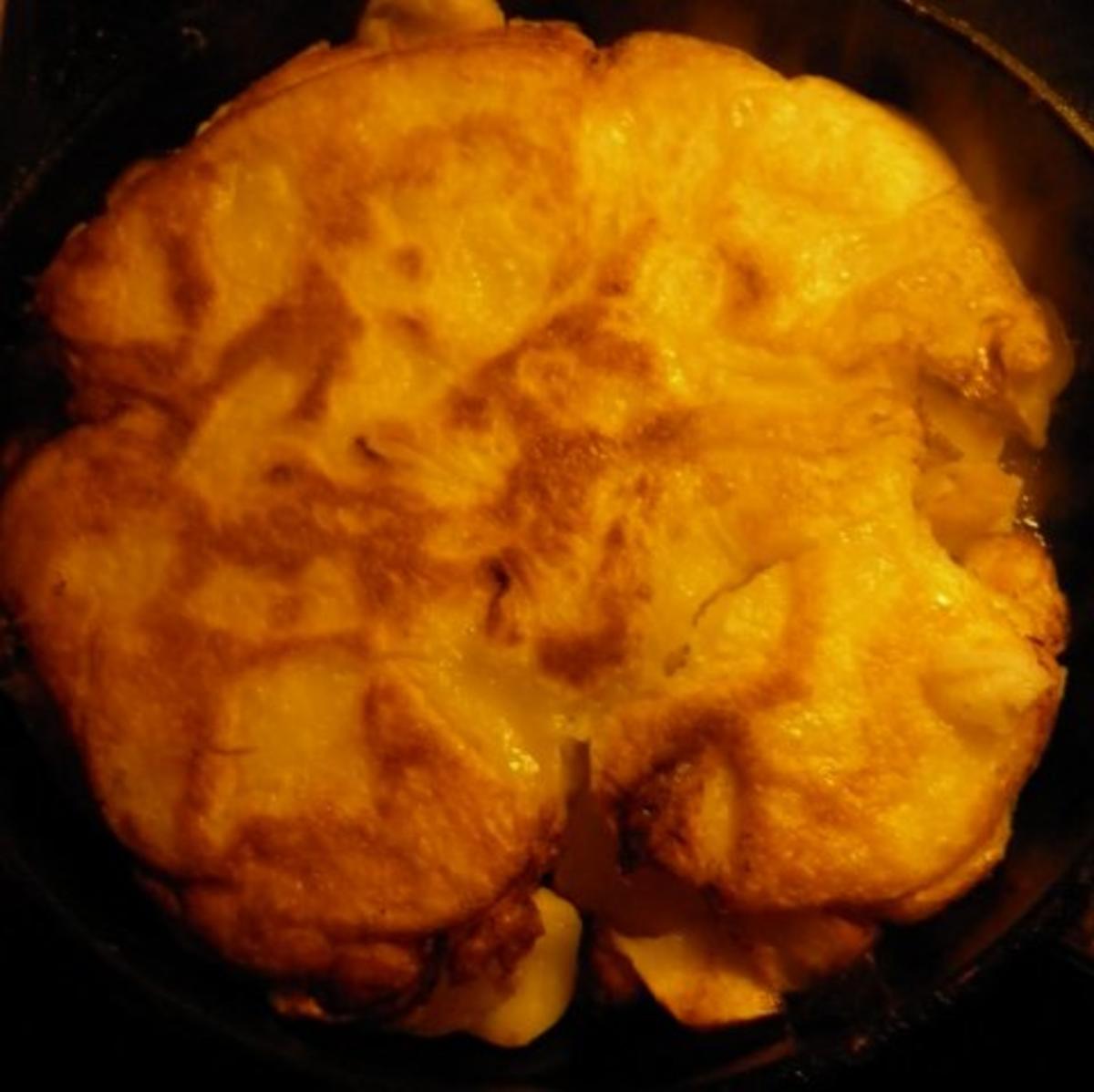 Apfel-Schmand-Pfannkuchen - Rezept - Bild Nr. 2