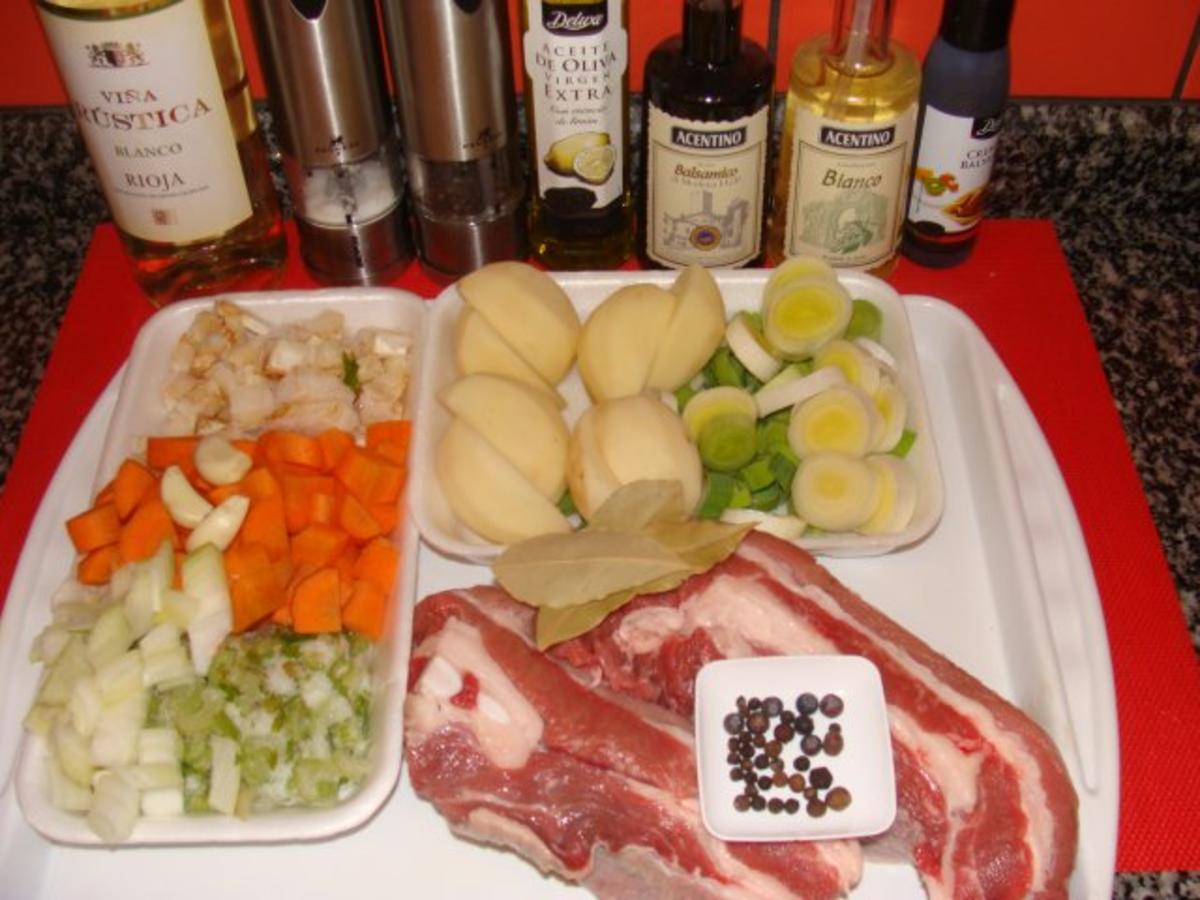 Fleisch : Gekochte Ochsenbrust mit Bouillonkartoffeln und Meerrettichsoße - Rezept - Bild Nr. 2