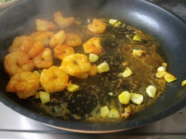 Nudelpfanne mit Gemüse und Garnelen - Rezept - Bild Nr. 5