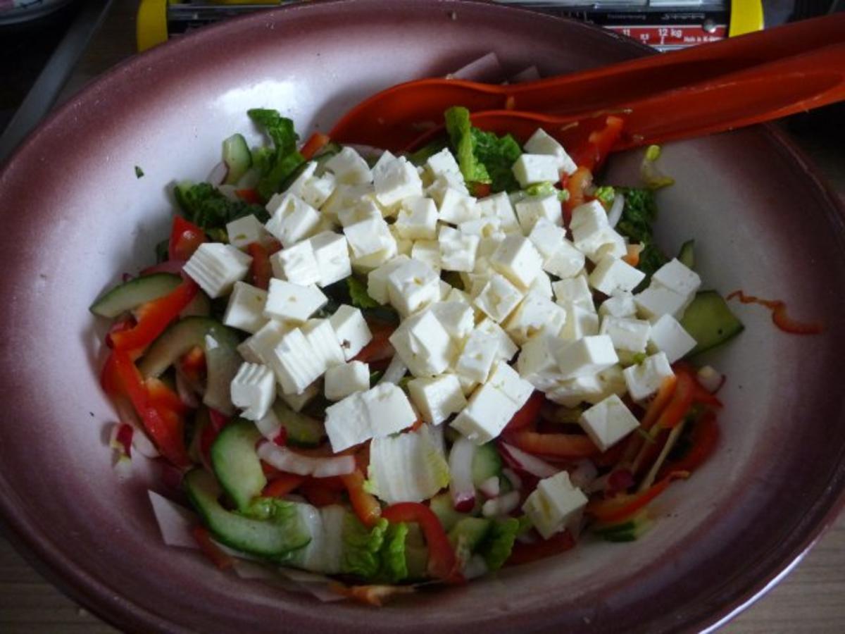 Salat : Gemischten Salat mit Schafskäse - Rezept