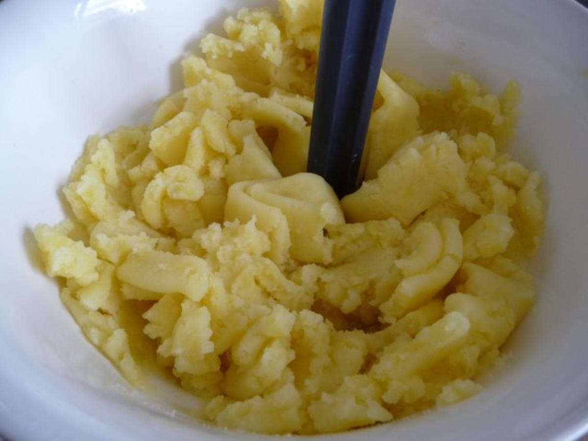 Beilage : Kartoffel - Spinat - Gugelhupf - Rezept - Bild Nr. 3
