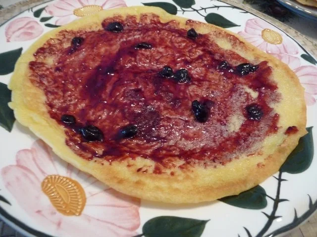 Rezept: Eierspeisen : Buttermilch-Pfannkuchen mit Heidelbeermarmelade Bild Nr. 5 Eierspeisen : Buttermilch-Pfannkuchen mit Heidelbeermarmelade - Rezept - Bild Nr. 5