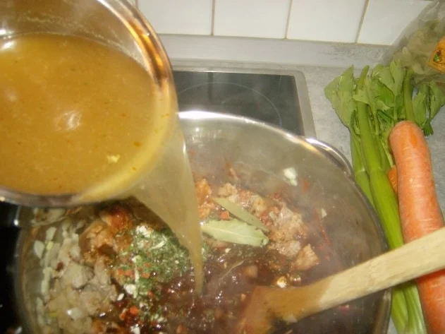 Rezept: Gulaschsuppe Bild Nr. 7 Gulaschsuppe - Rezept - Bild Nr. 7