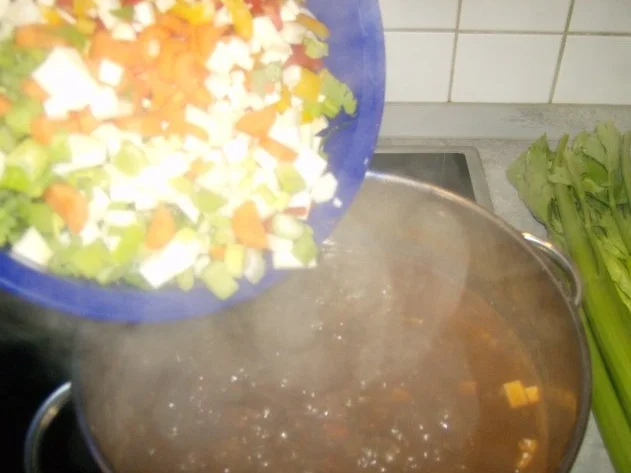 Rezept: Gulaschsuppe Bild Nr. 8 Gulaschsuppe - Rezept - Bild Nr. 8