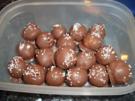 Eierlikör-Pralinen mit Löffelbiskuit - Rezept
