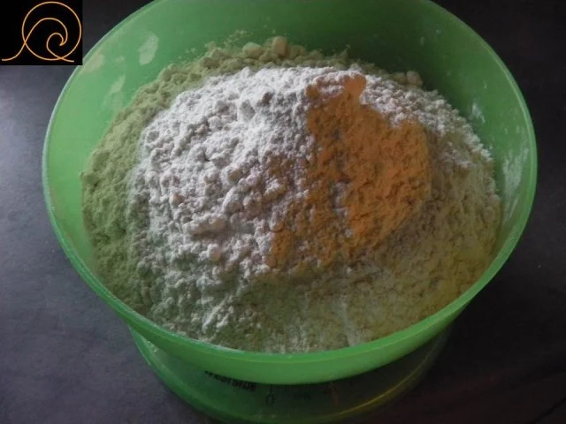 Erikas Bakonyipörkölt (ungarisches Gulasch) mit Nokedli  und Feldsalat - Rezept - Bild Nr. 18