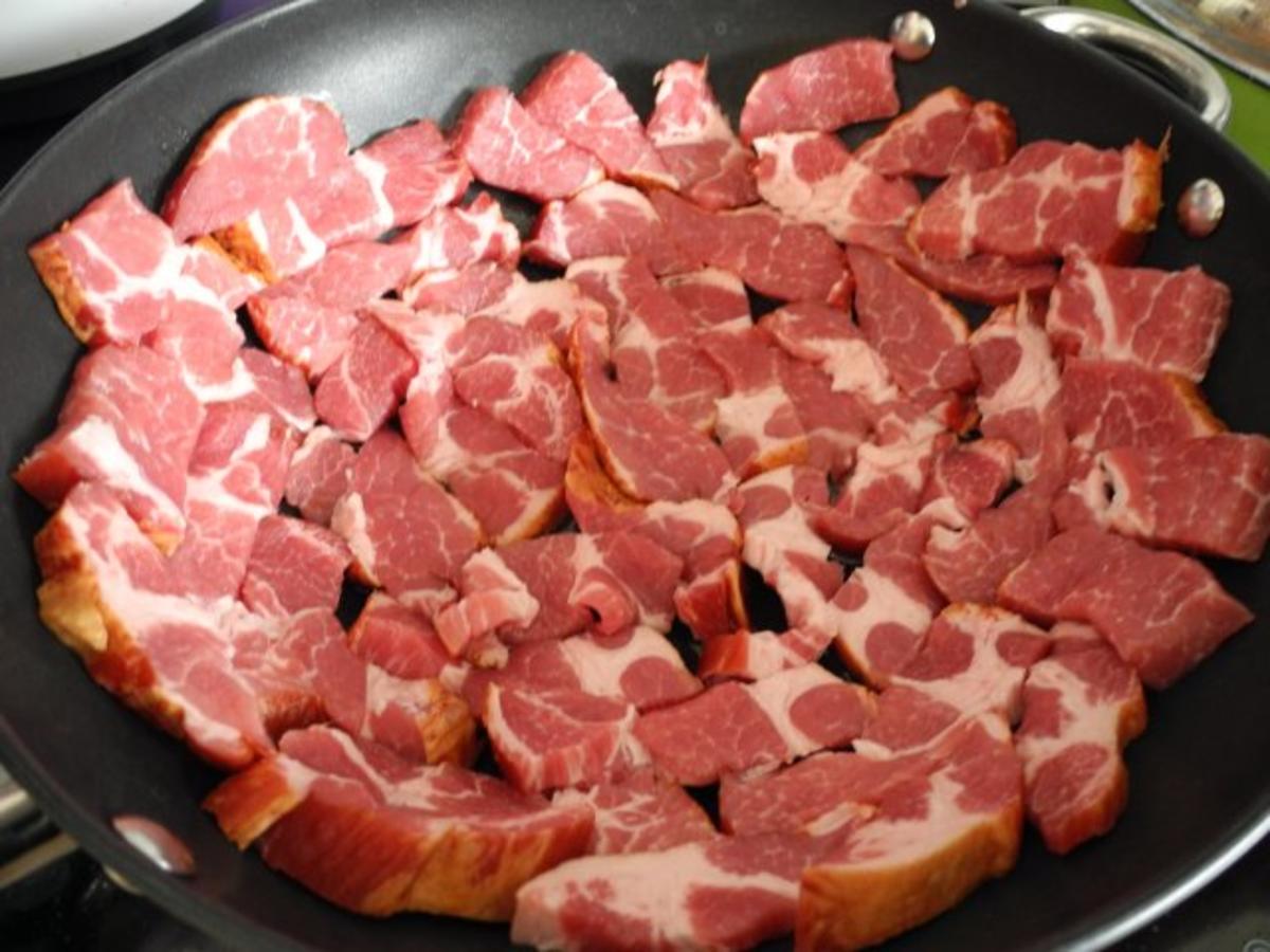 Schwein : Geräucherter Schweinehals (Kamm) mit reichlich Zwiebeln aus dem Wok - Rezept - Bild Nr. 6