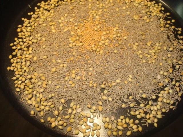 Kabeljau mit Zitronenkruste, Bombay-Kartoffeln und Joghurt-Dip - Rezept - Bild Nr. 3