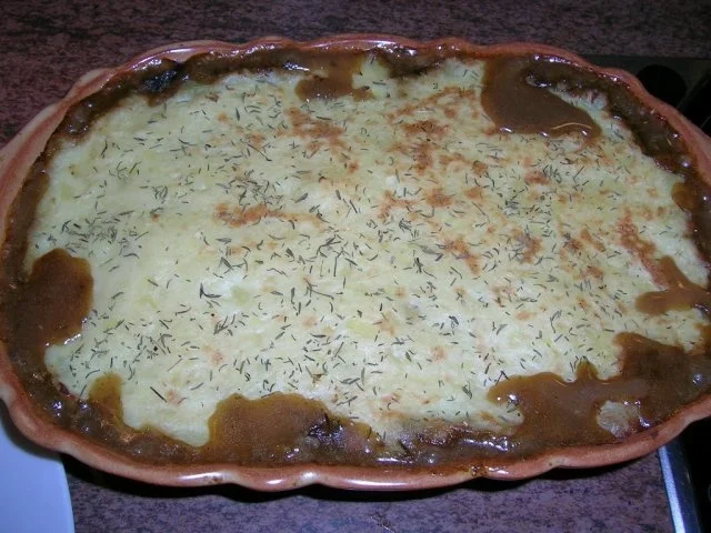 Rezept: Schweine-Gulasch mit Pilzen unter der Topinambur-Kartoffel-Haube Bild Nr. 10 Schweine-Gulasch mit Pilzen unter der Topinambur-Kartoffel-Haube - Rezept - Bild Nr. 10